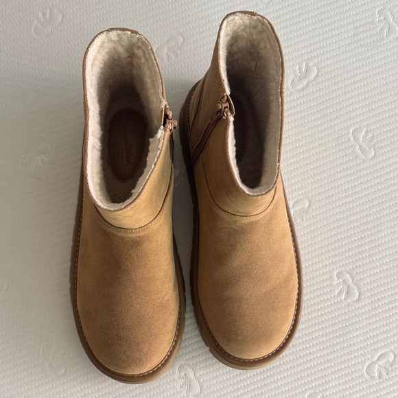 Universal Thread Tan Ankle Boots NWOT - Picture 5 of 5